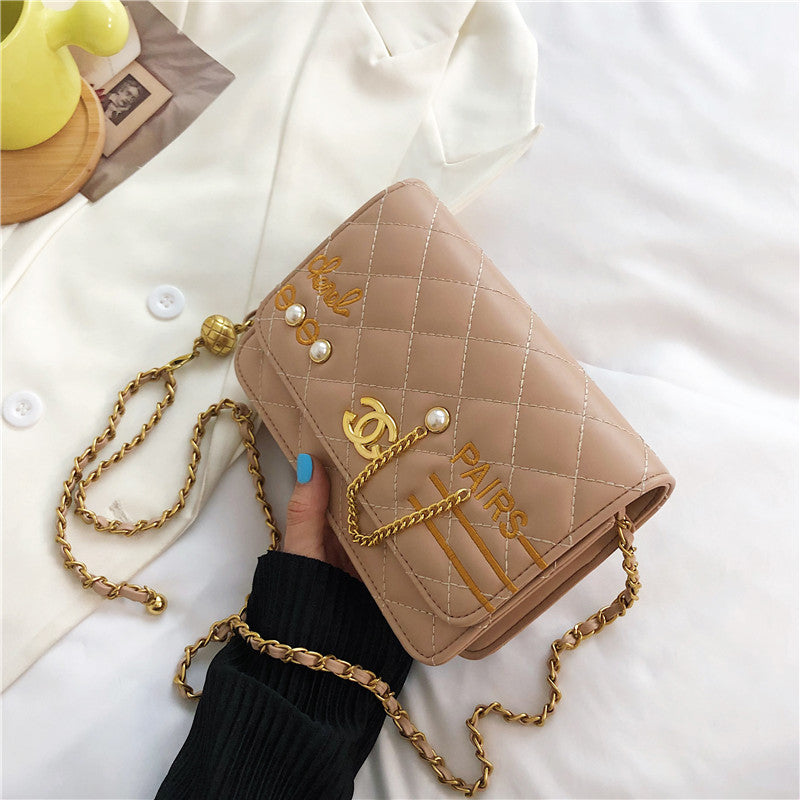 Fashion versatile shoulder bag PD10042615