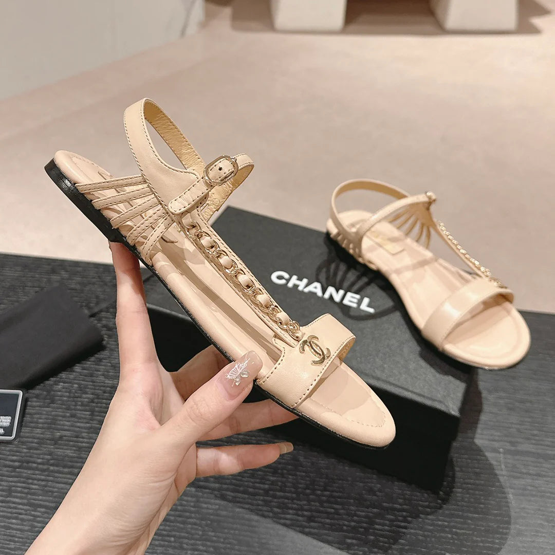 New Fashion Versatile Flat Sandals 1024042610