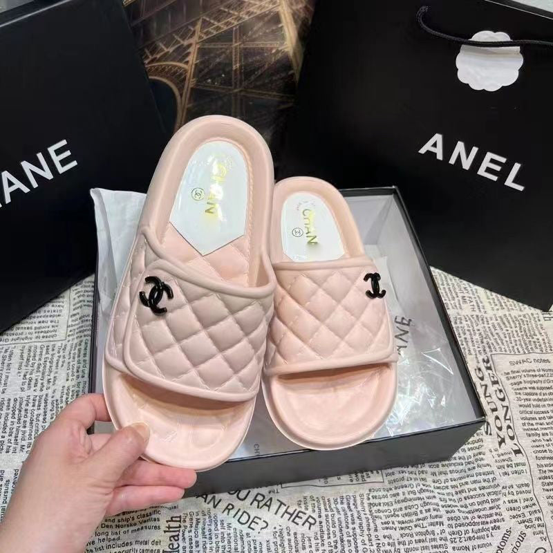 Fashionable and versatile Velcro sandals PD10053104