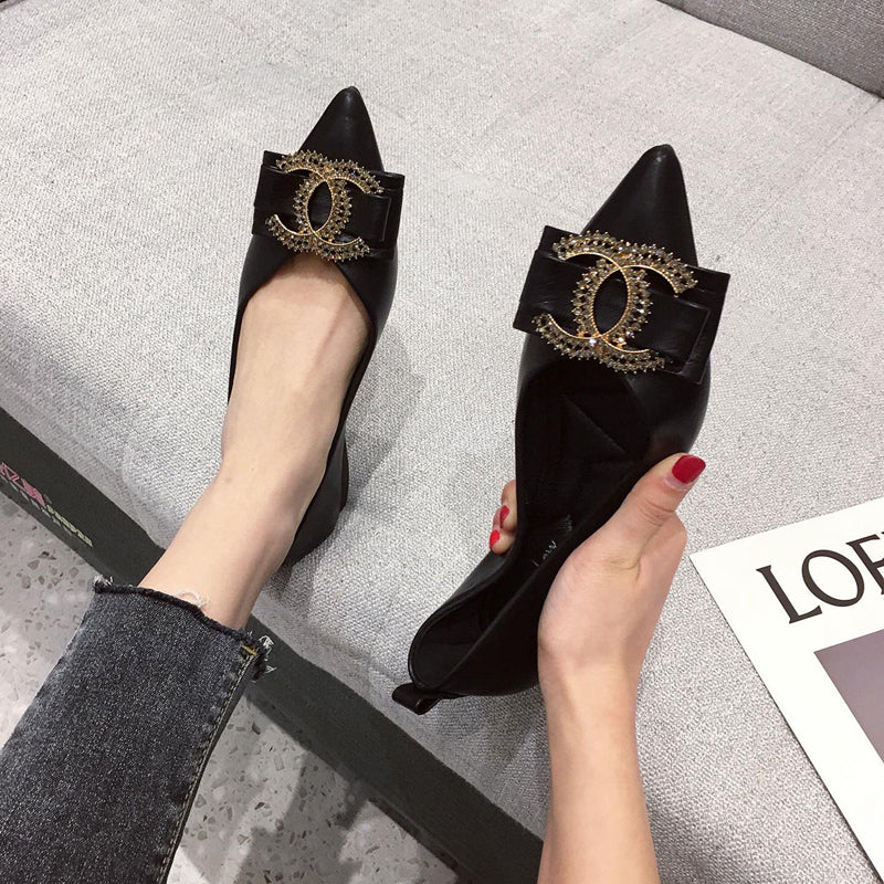 Versatile bow pointed shallow cut single shoe PF10050802