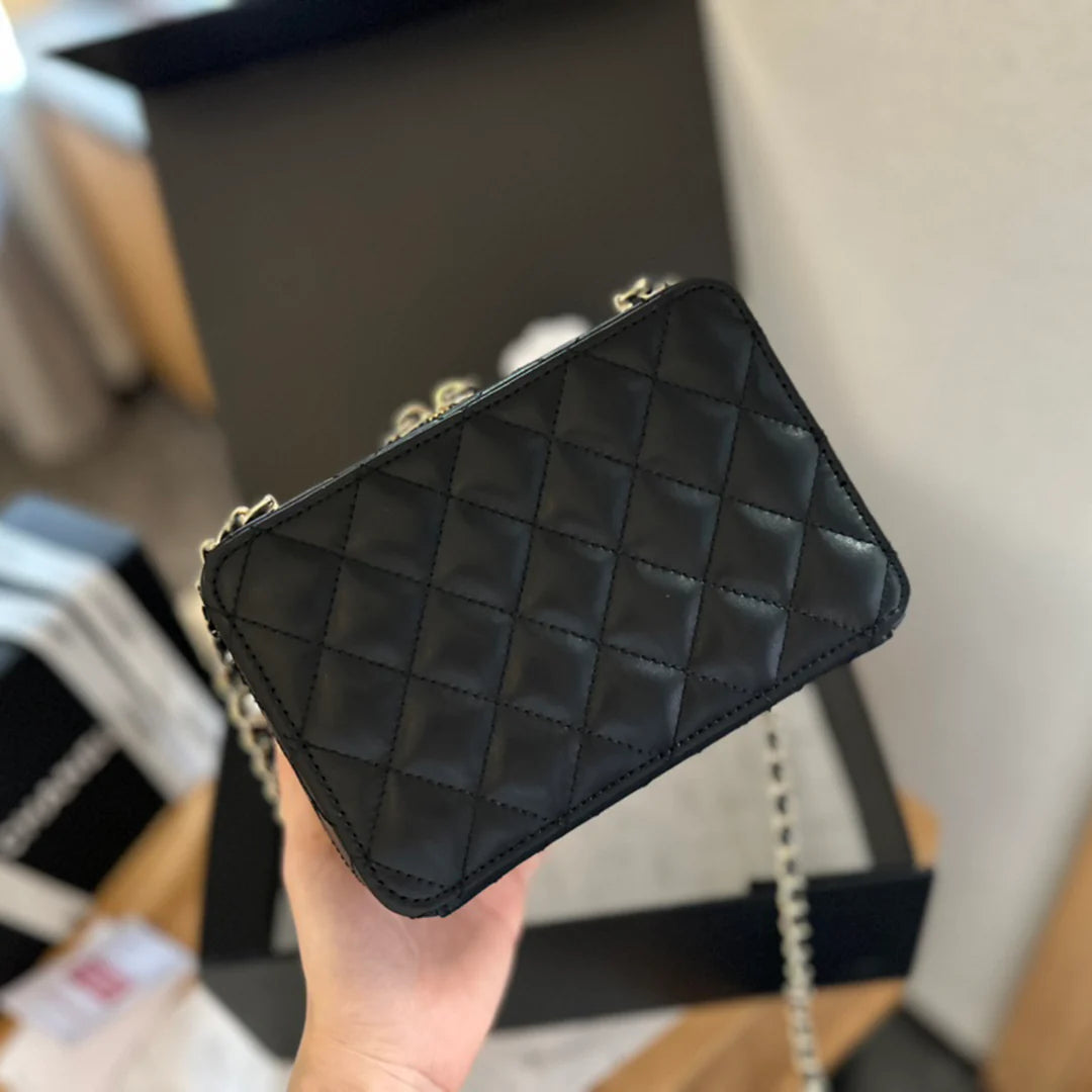 New Fashion Versatile Handbag 1024042723