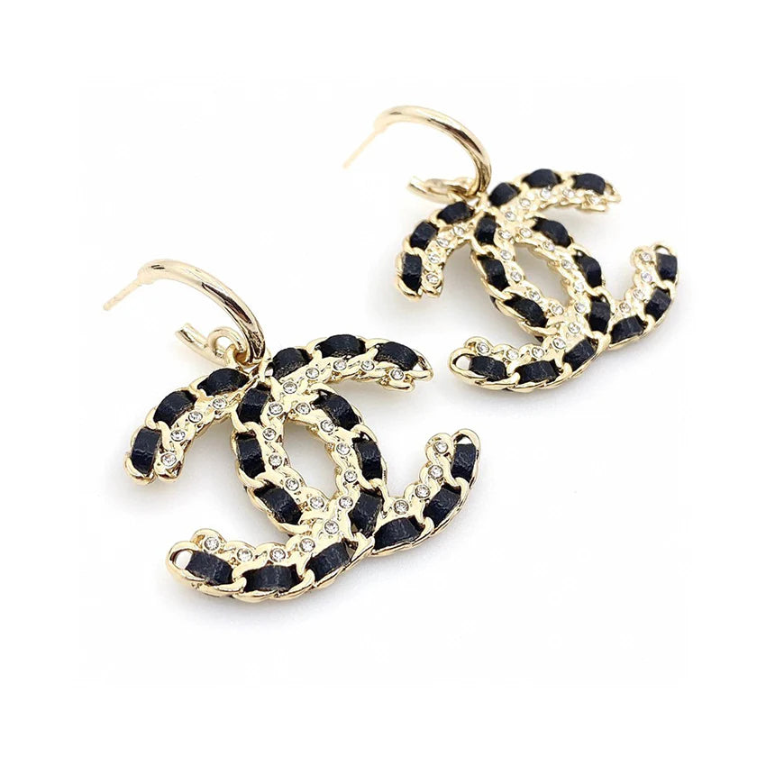 Classic and versatile women's earrings 1024072505
