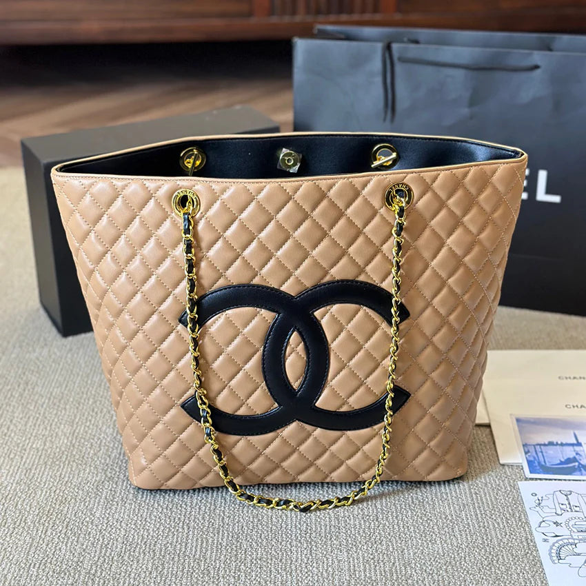 New Fashion Versatile Handheld Crossbody Bag 1024061408