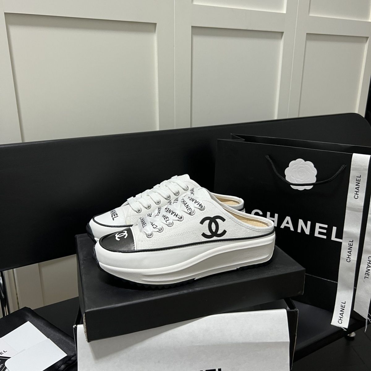 Thick sole lace up women's shoes 9000903006