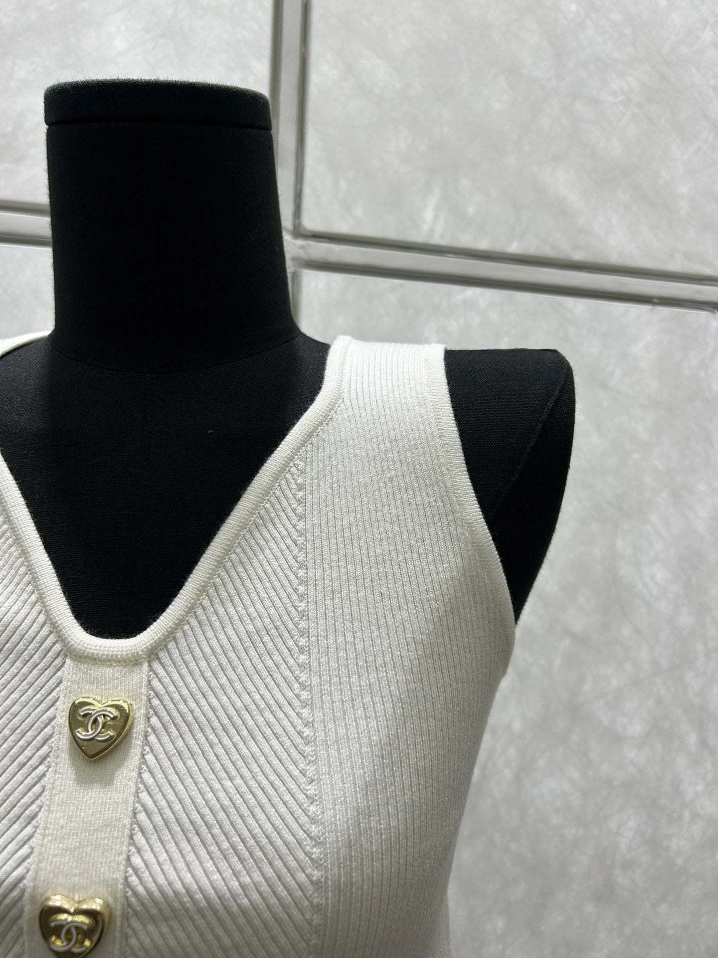 CHA Love Button Vest 0724022008