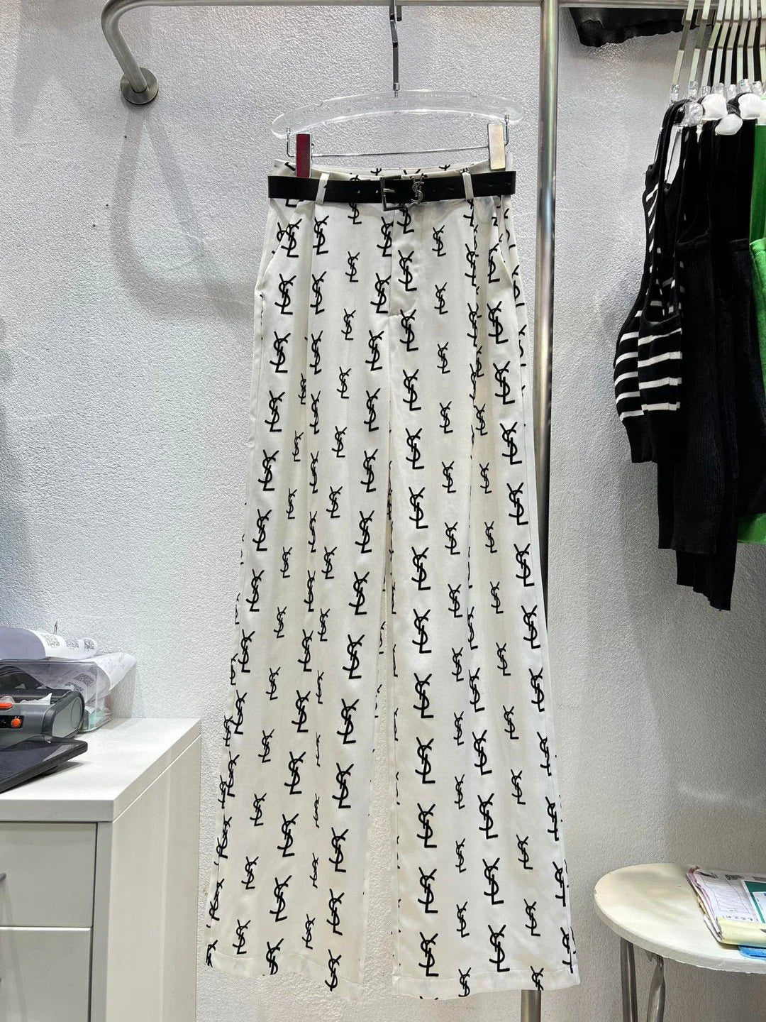 Flocked letter logo wide leg pants (with belt) 1824021906