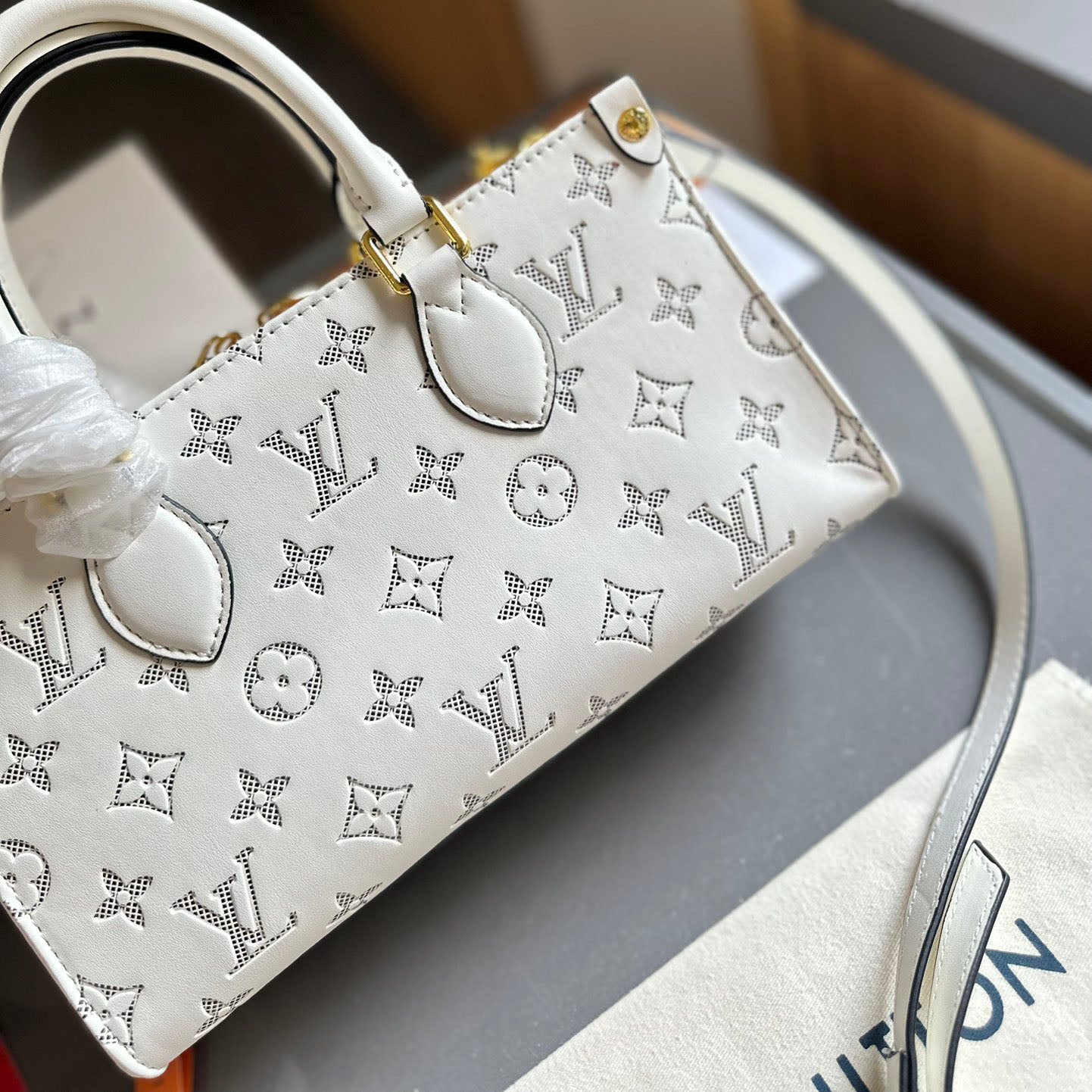 LV Fashion onthego XC24101005