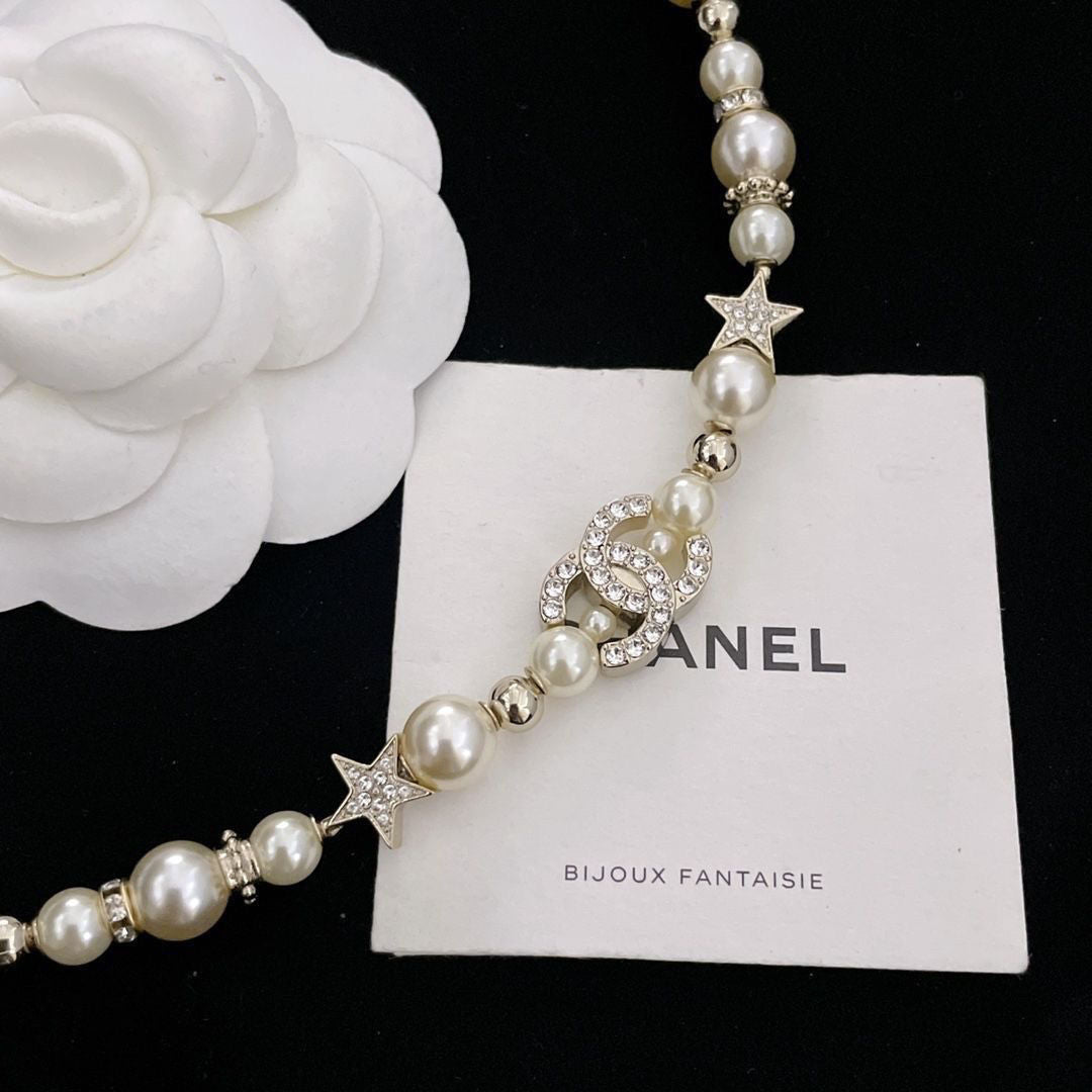 Light luxury niche high-end CC letter pearl necklace PD0823112205