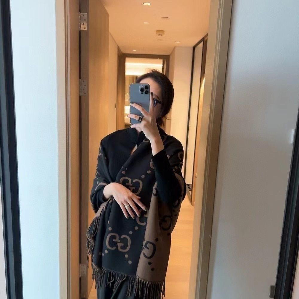 cashmere letter scarf PD0823112104