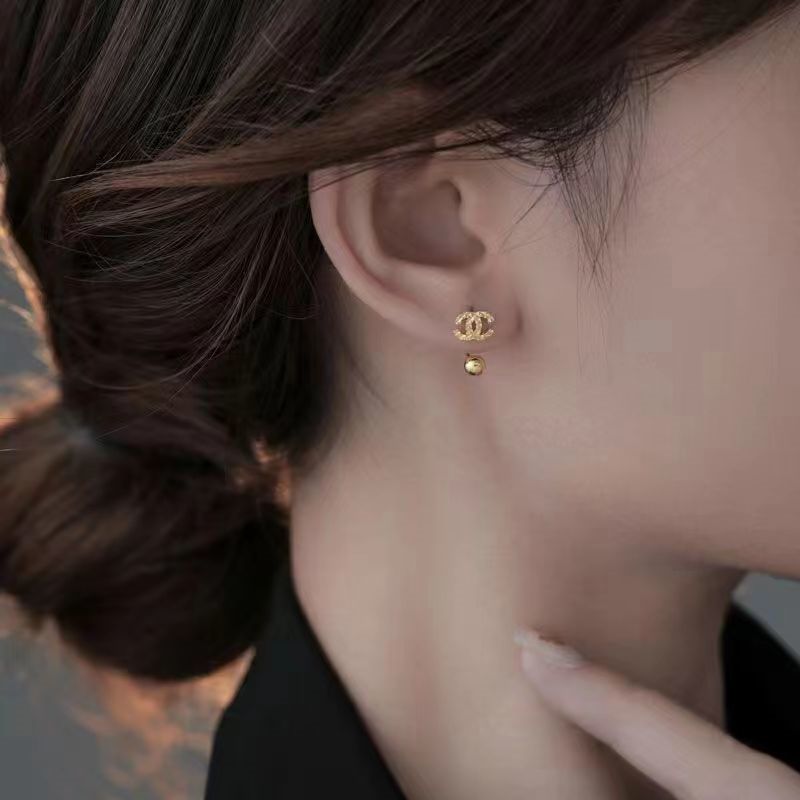 C Fashion Classic Earrings PD1023080915