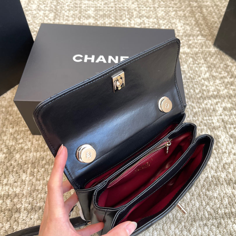 CF diamond chain handbag 1824041101