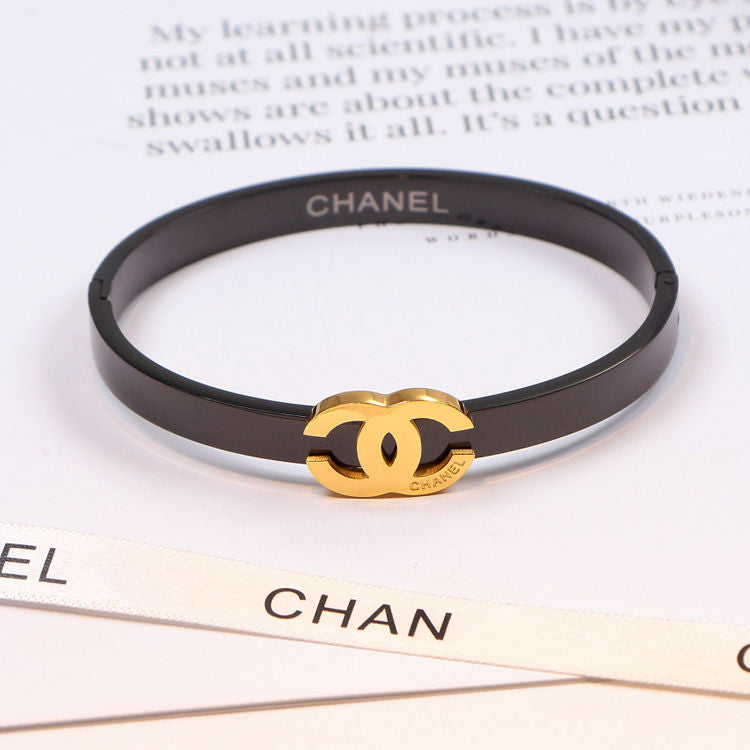 Fashion trend high-end bracelet PD10063012