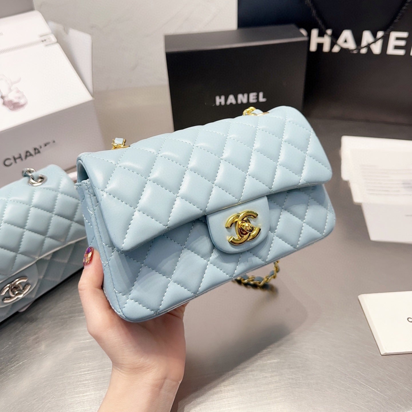 Stylish Classic CF Chain Bag XC1823081701