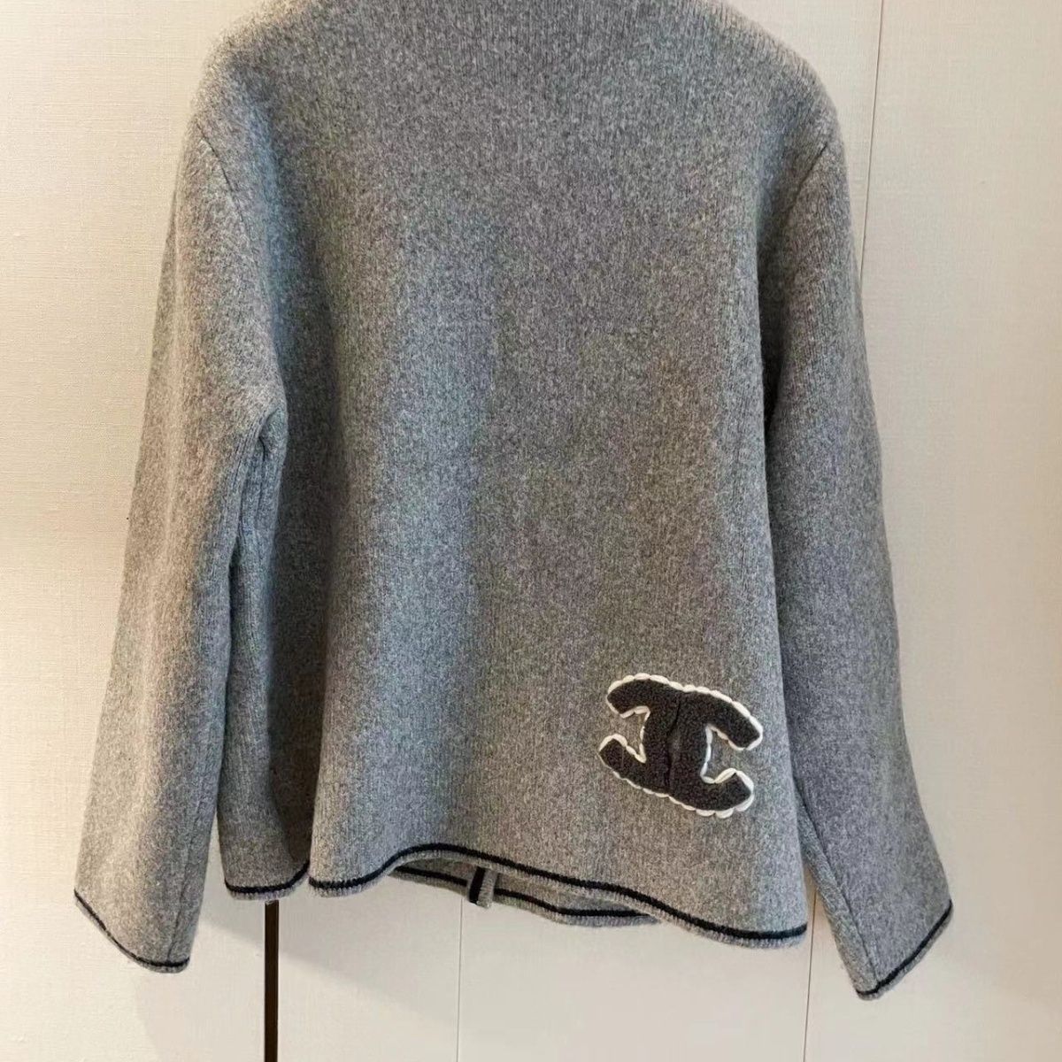 Elegant Fragrant High-end New High-end Retro French Socialite Tweed Top Embroidered JacketPD052024011012