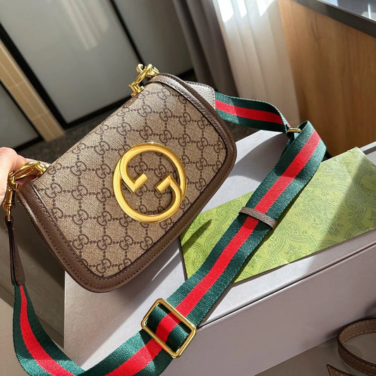 New Fashionable and Versatile Classic Women's Bag 1024012207