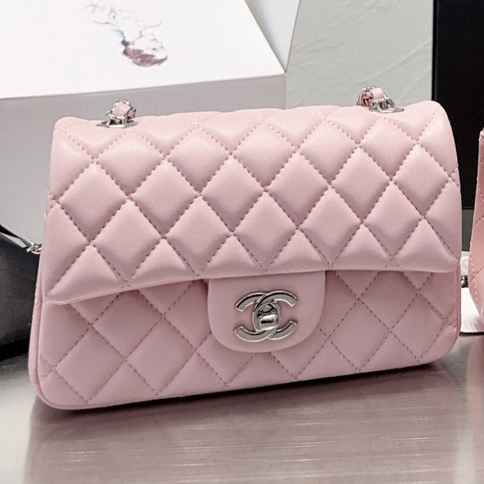 Stylish Classic CF Chain Bag XC1823081701