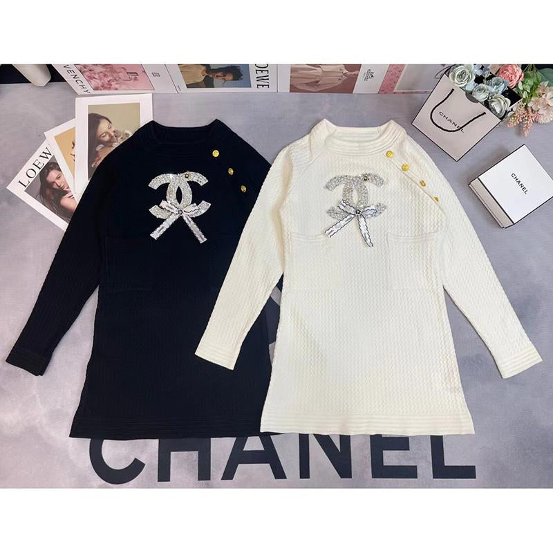 Fashion new versatile long sleeved women's skirt 1023120508