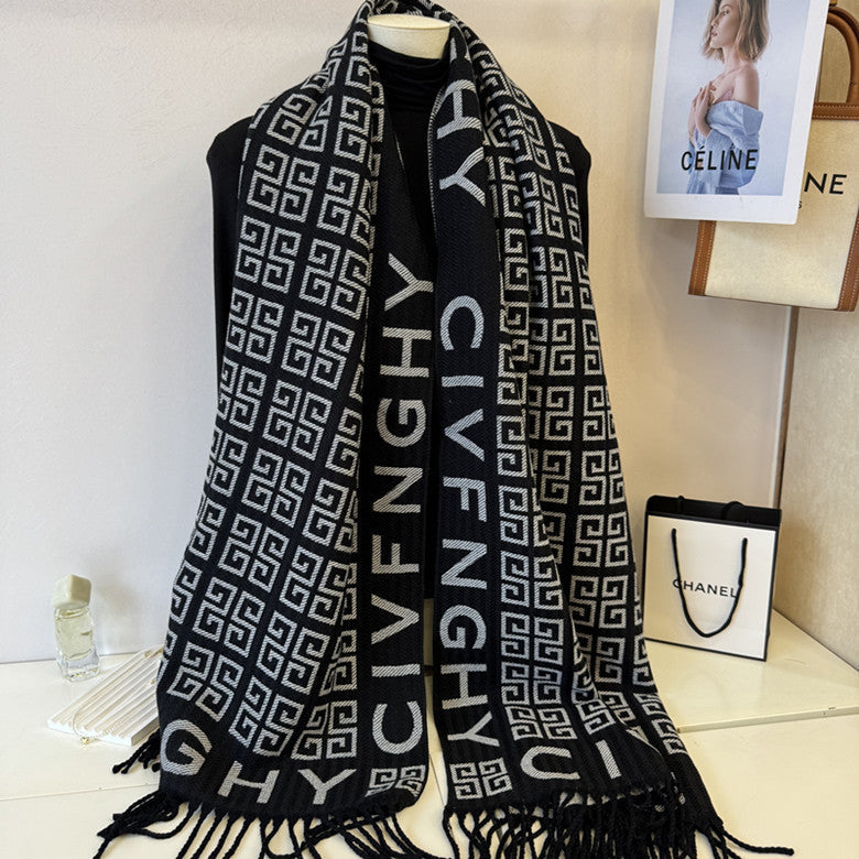 New cashmere scarf—versatile and warm 1025090803