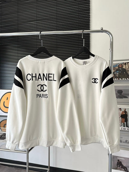 Black and white crew neck sweatshirt with front and back embroidery logo XC0823100906