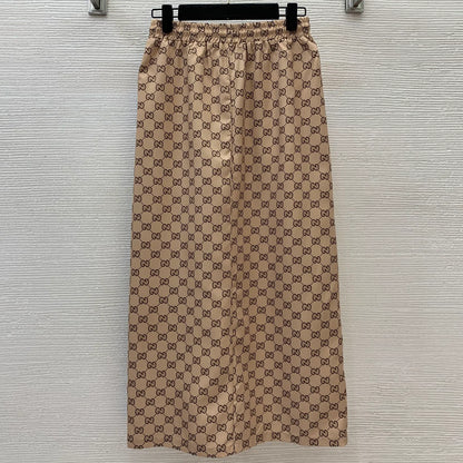 New G Letter Chain Print Fashion Set 1025070204