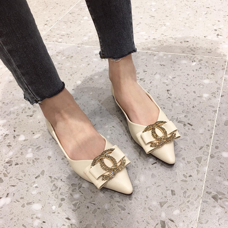 Versatile bow pointed shallow cut single shoe PF10050802