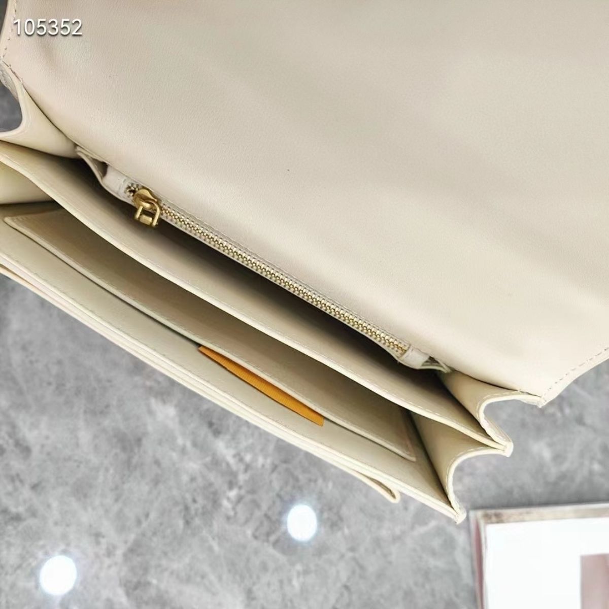 High-end Chain Shoulder Crossbody Bag 0823121409