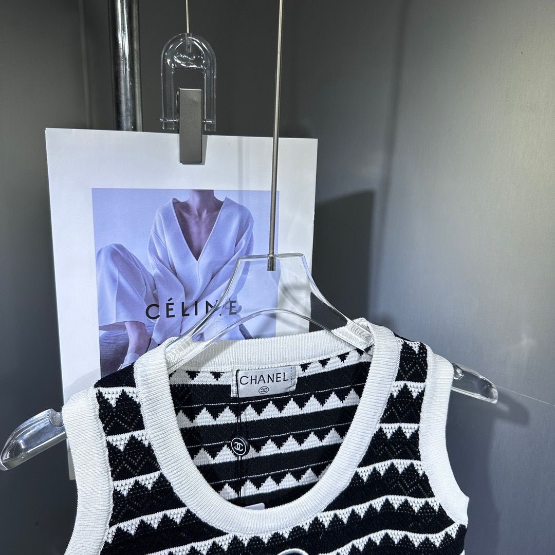 Fashion New Sleeveless Vest PD1023072411