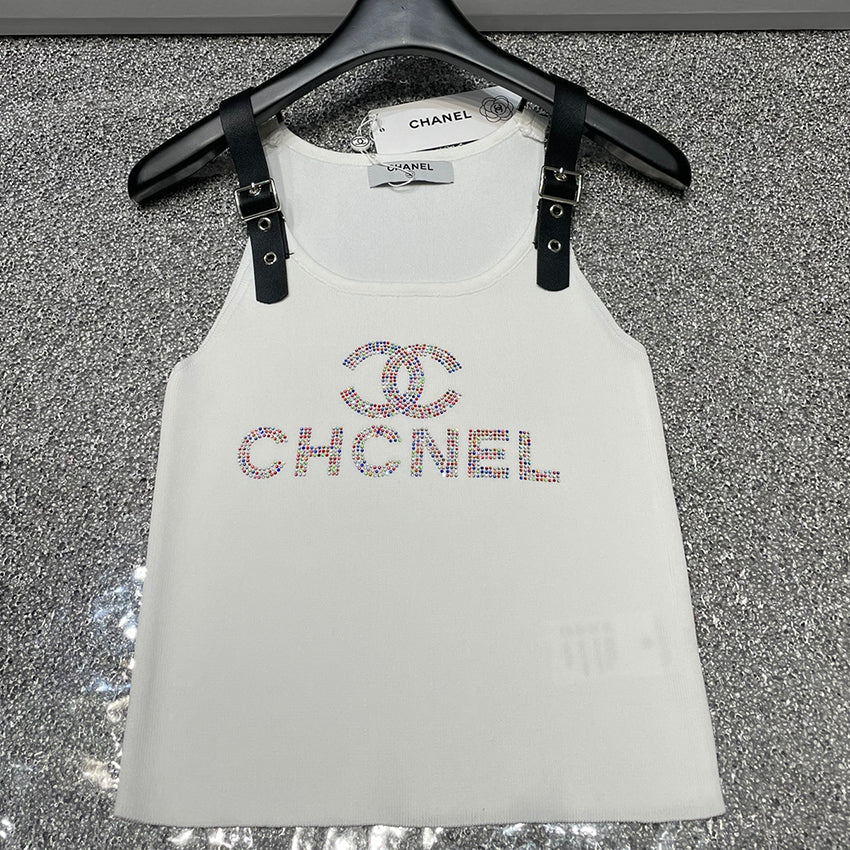 New fashion and versatile personalized leather patchwork vest 1024052405