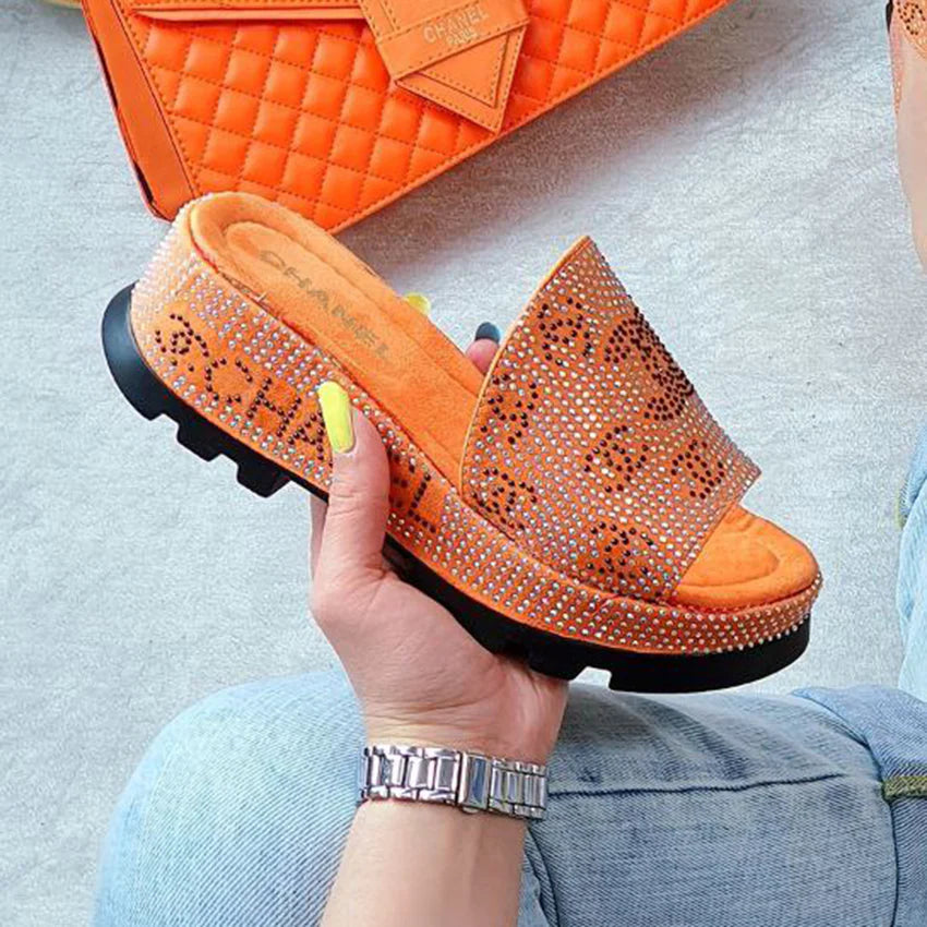 New Fashion Classic Versatile Thick Sole Slippers 1024062025