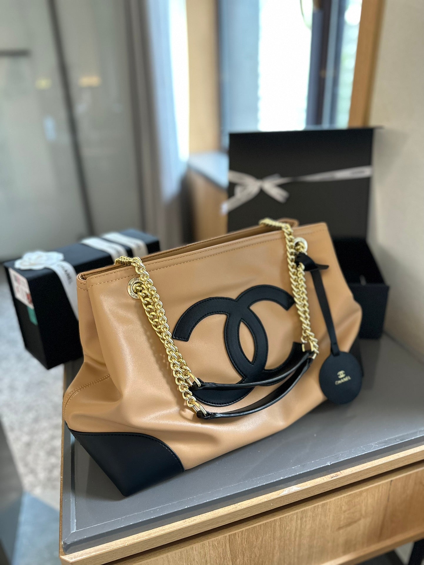 CNL Fashion 𝘝𝘪𝘯𝘵𝘢𝘨𝘦 Tote Bag 0724100801