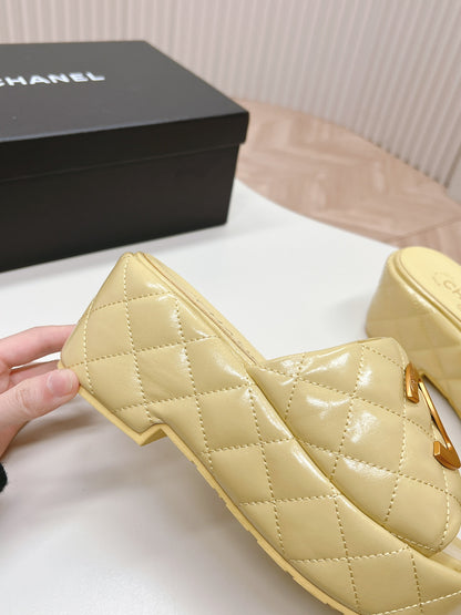 Chane1 top fashion thick-soled rhombus slippers 0724030812