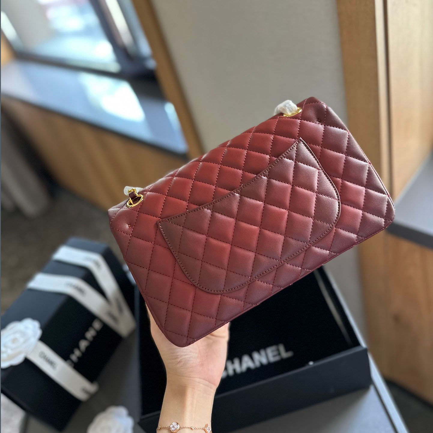 CHL 1112cf classic flap bag XC24100305