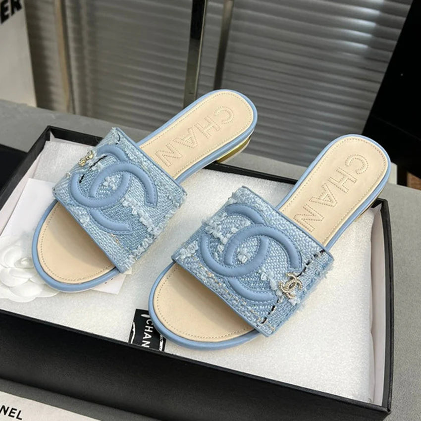 Luxurious new shoes sandals 1024052416