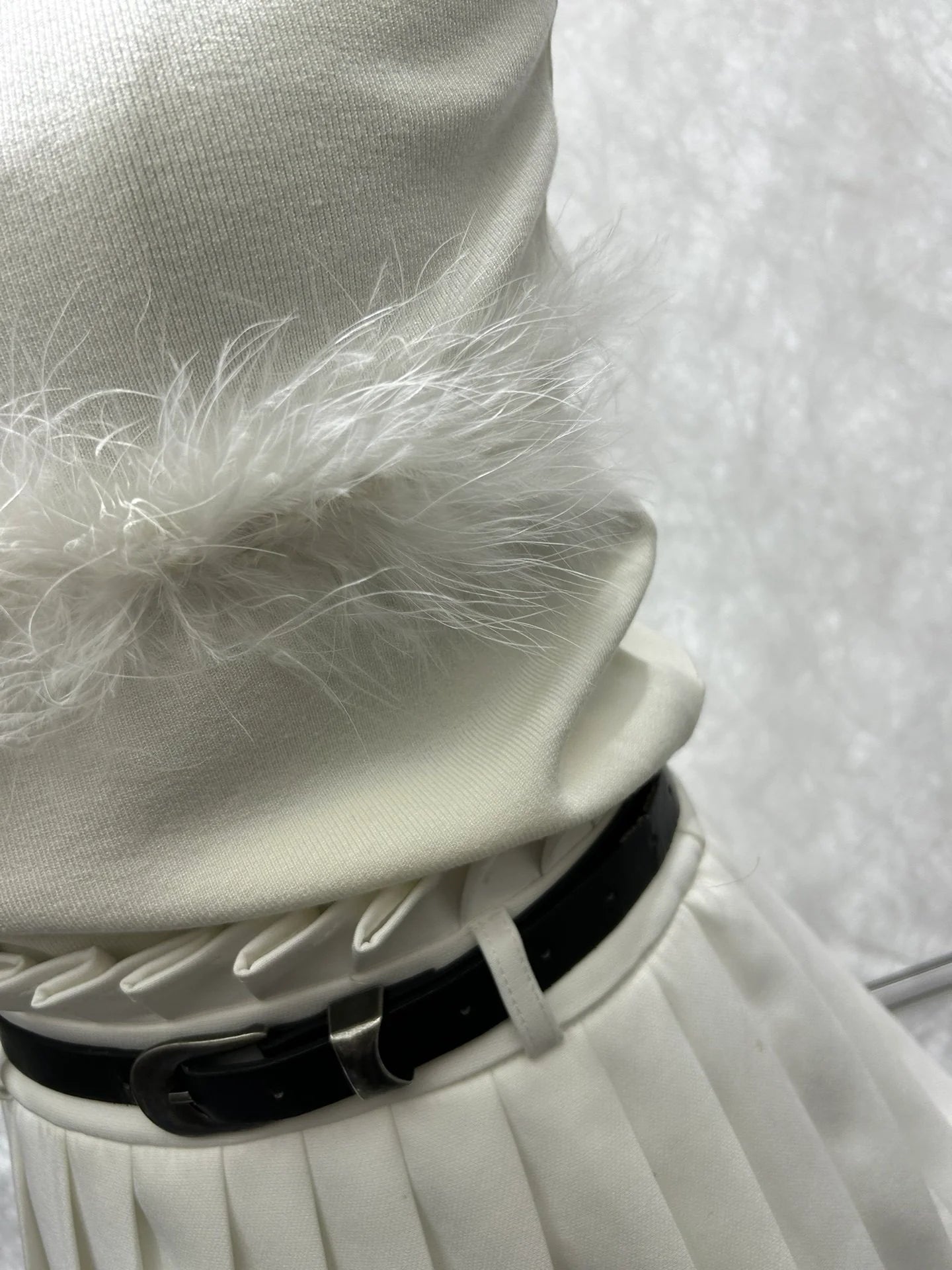 CHA Feather Vest 0724022008