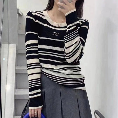 Versatile Letter Striped Short Sweater 0823112303