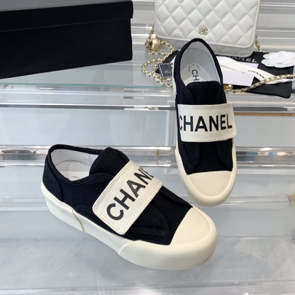 Lightweight Alphabet Velcro Sneakers XC07051207