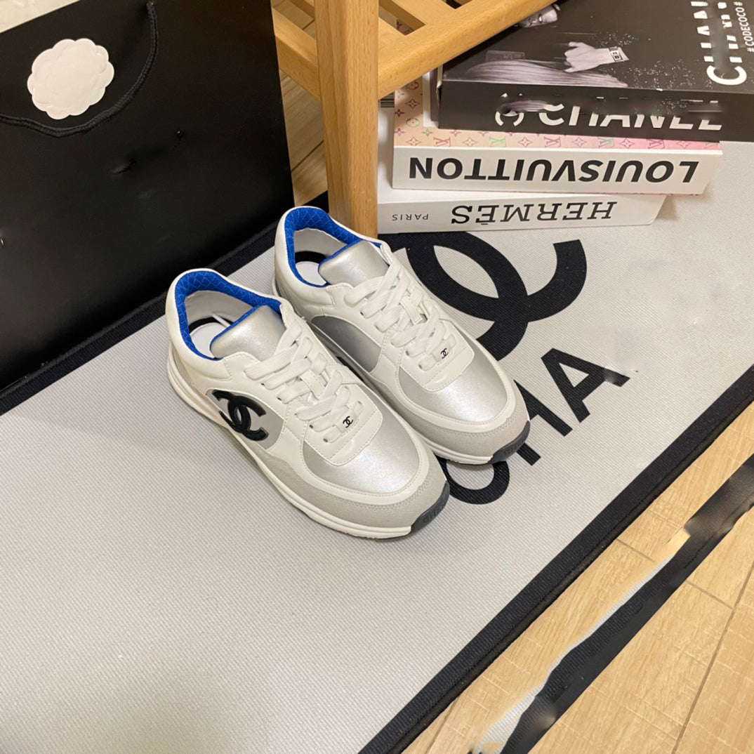 New Letter Print Casual Sneakers