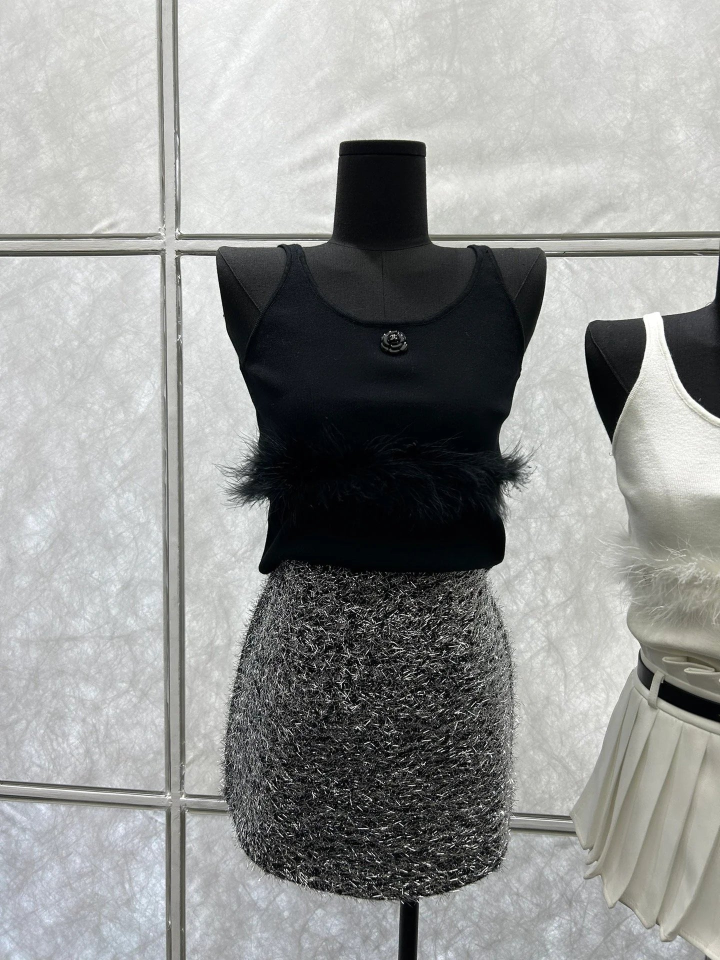 CHA Feather Vest 0724022008