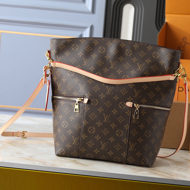 The all-new Melie handbag 1025092202