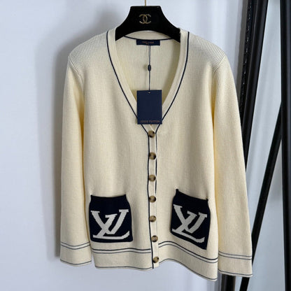 New Color-Blocked Pocket V-Neck Long-Sleeve Knit Sweater 1025092323