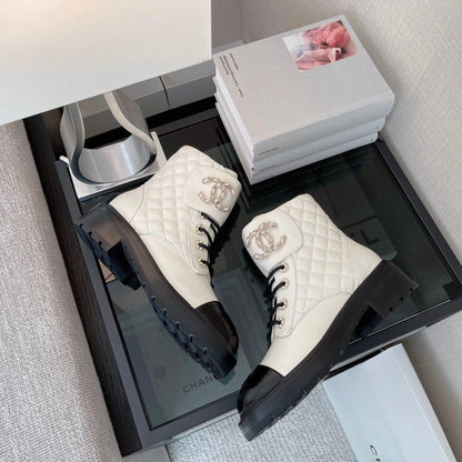 New Versatile Lace Up Small Leather Boots 1023121313