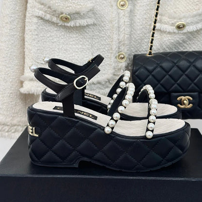 Fashion and versatile pearl thick sole sandals 1024052320