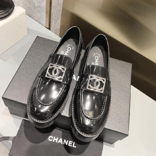 Fashion new thick soled women's loafers 1023120102