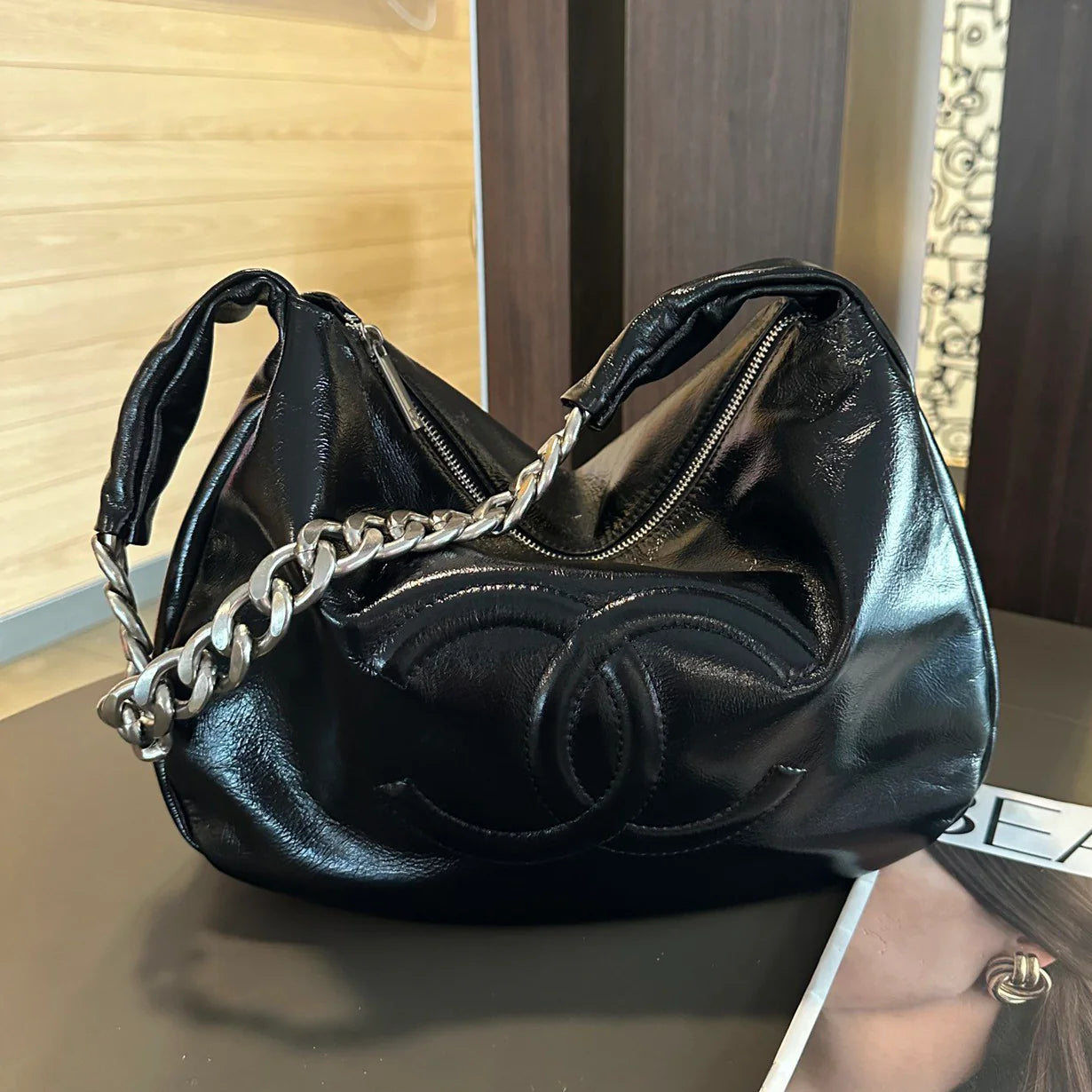 New fashionable and versatile classic crossbody bag 1024102516