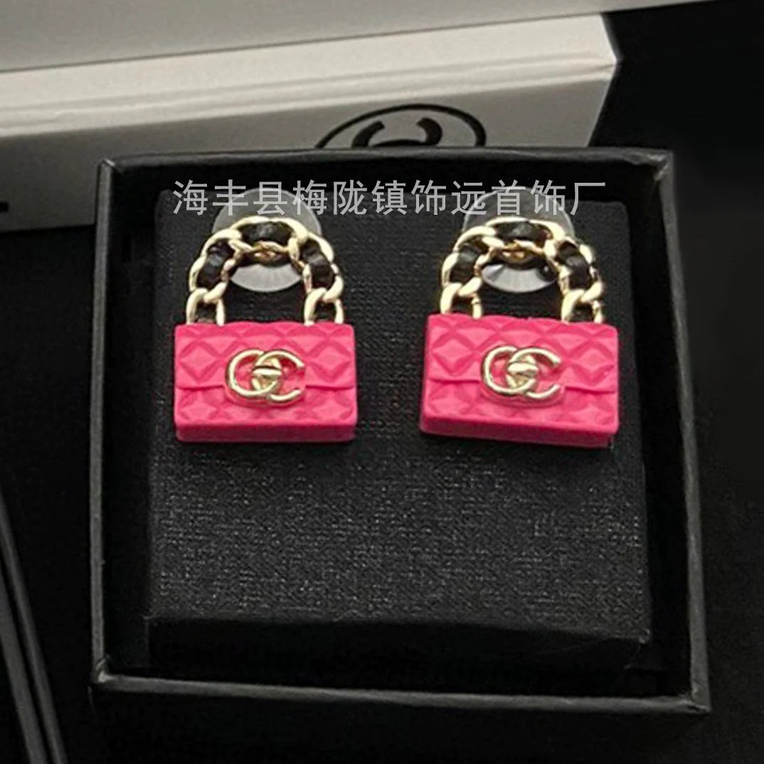 New Enamel Earrings With Heart-shaped Earrings 1024010312