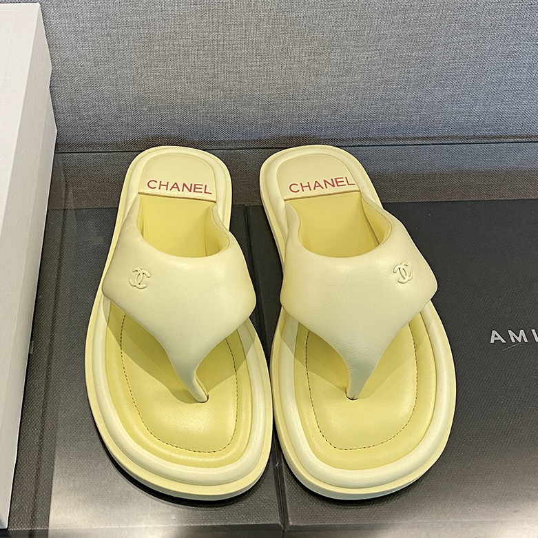 4 color C new flip flops XC07051204