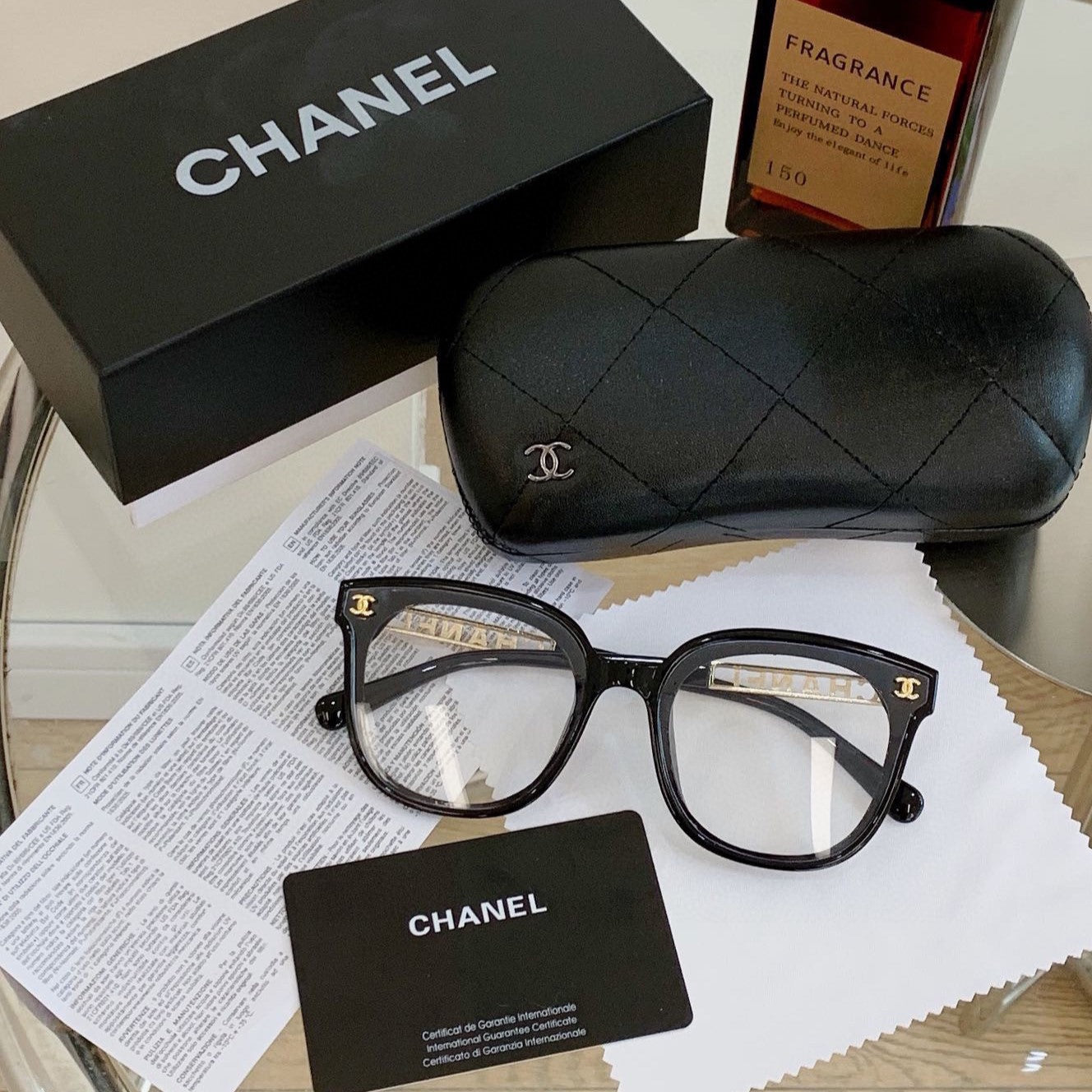 Transparent plain hollow gold label glasses XC0823101909