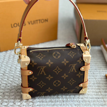 L side trunk mini bag 1824031902