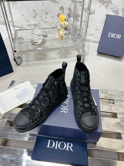 CD B23 High-Top Sneaker 1824120911