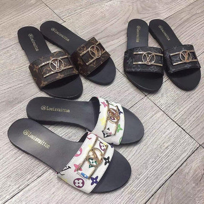 New Fashion Versatile Female Slippers 1024042404